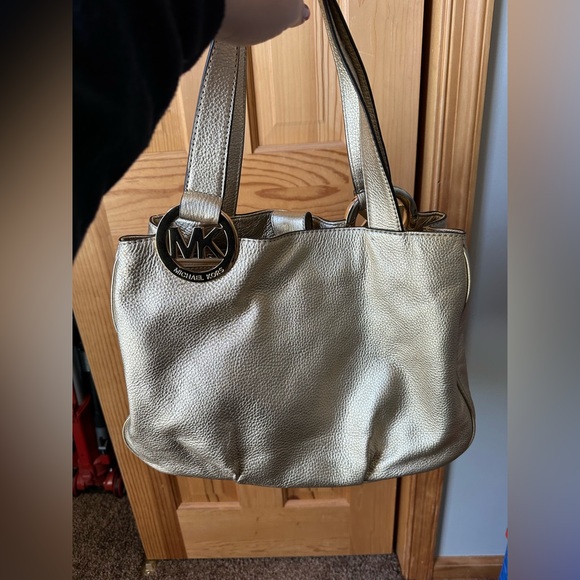 Authentic Michael Kors handbag - Picture 4 of 6